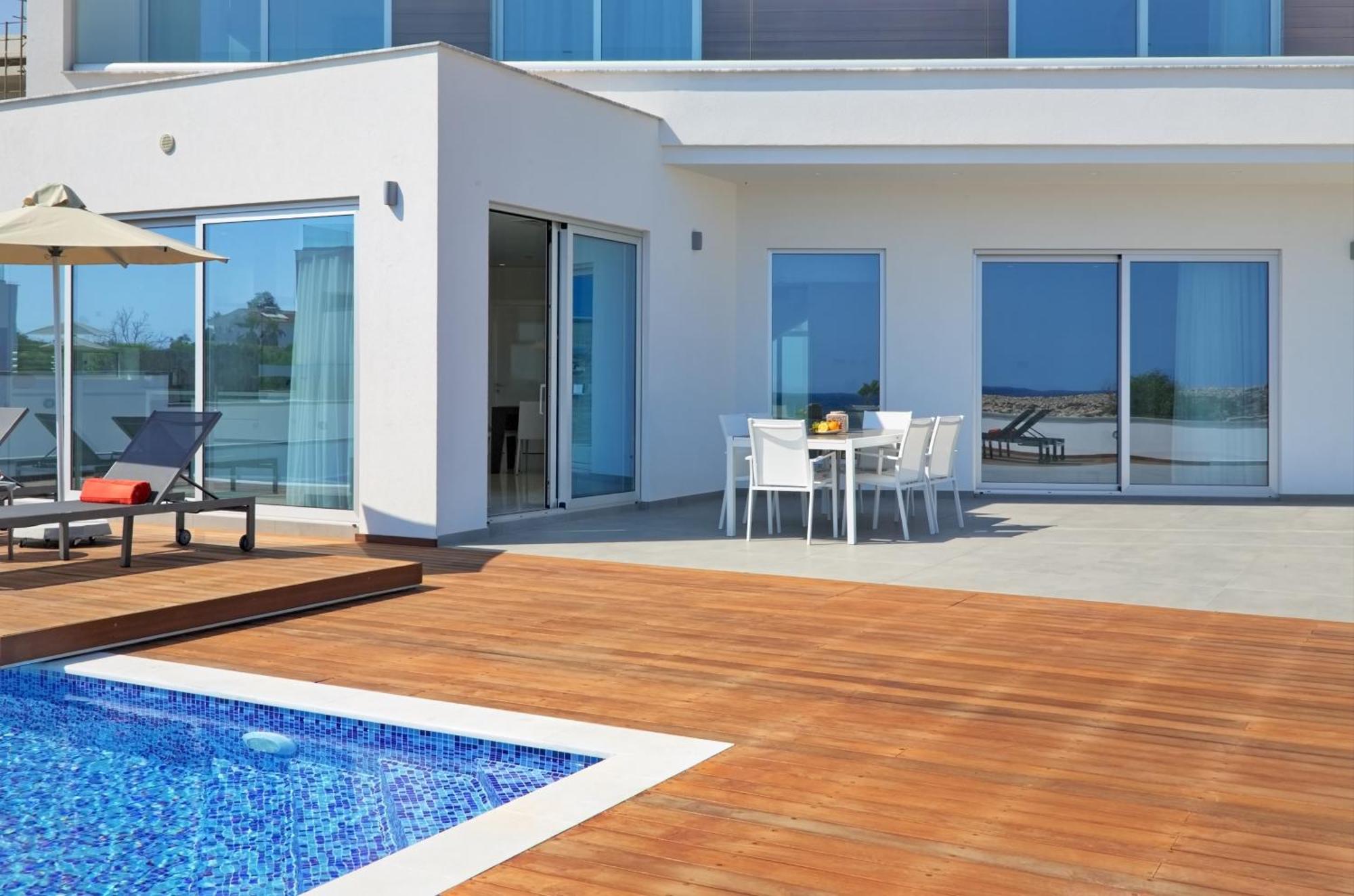 Beachfront Luxury Villa Idania 아이아 나파 외부 사진