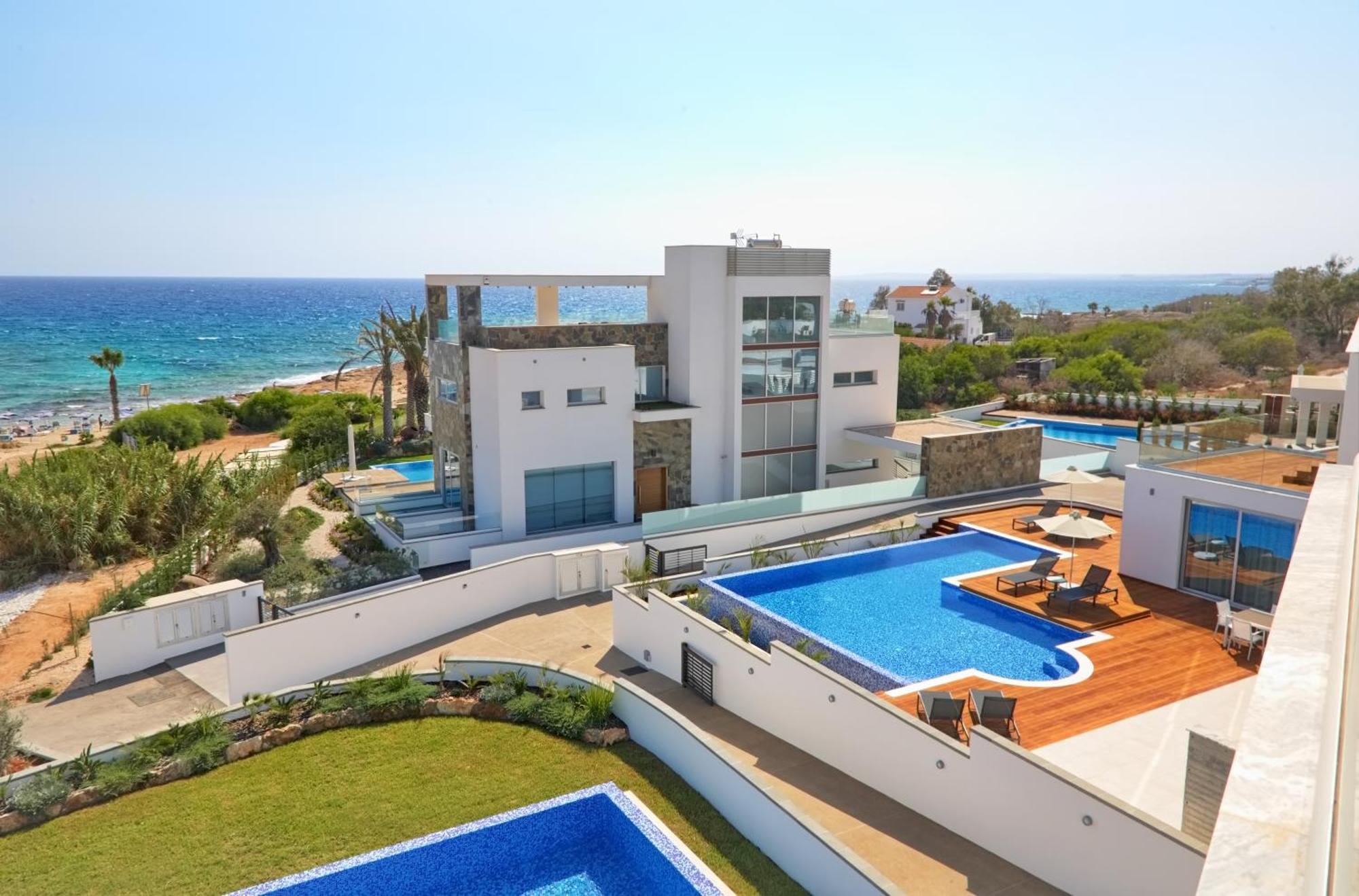 Beachfront Luxury Villa Idania 아이아 나파 외부 사진